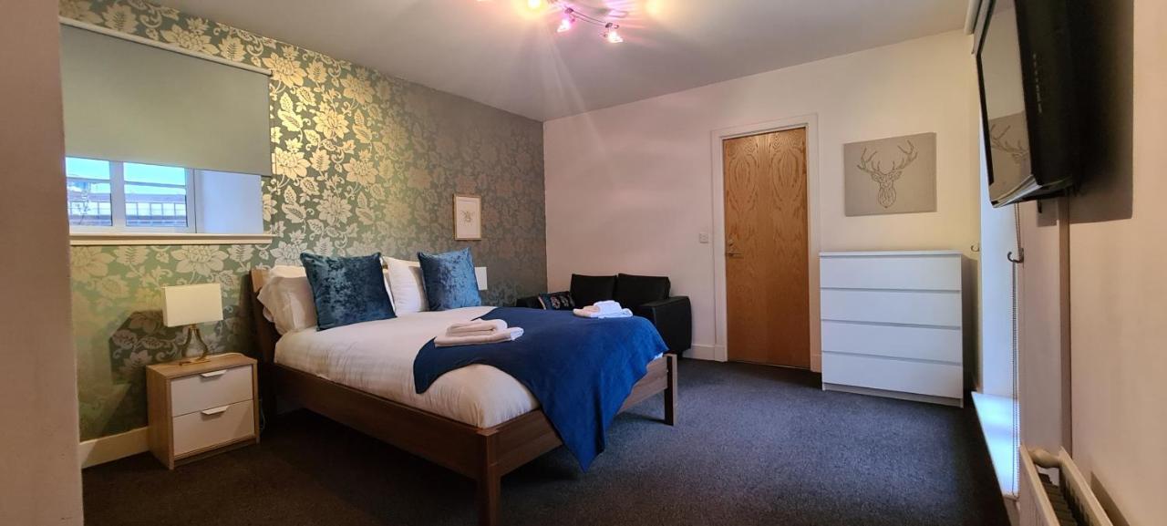 Pass The Keys Spacious 3Beds Flat Near City Centre - Free Parking EDI Exterior photo